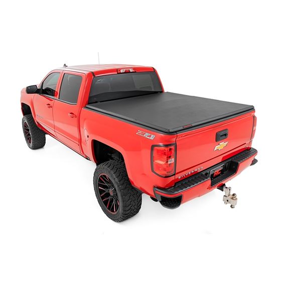 Soft Tri-Fold Bed Cover 5'9" Bed Chevy/GMC 1500 (14-18 and Classic) (41214550) 1