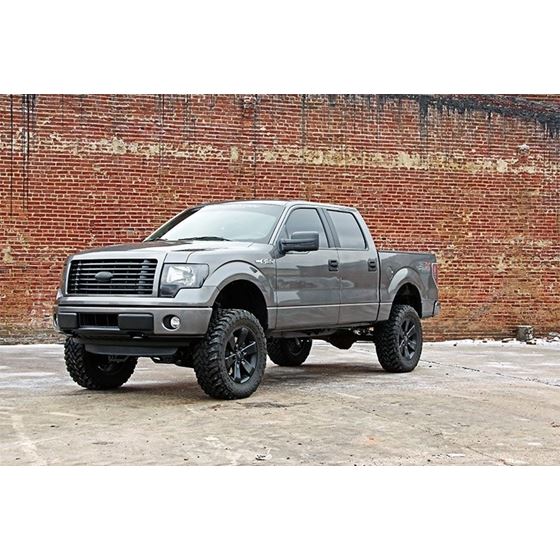 6 Inch Suspension Lift Kit Lifted Struts and V2 Shocks 14 F150 4WD 3