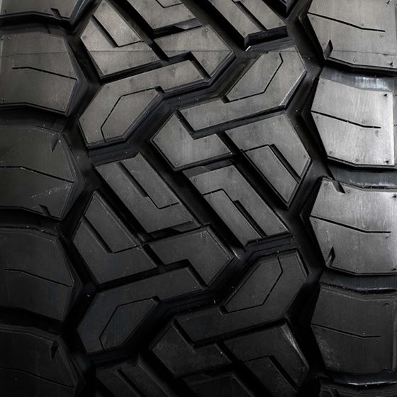 285/70R17 116T RECON GRAPPLER BW (218810) 3