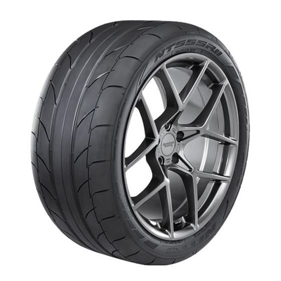 285/30R20 99W XL NT555RII BW (108550) 1