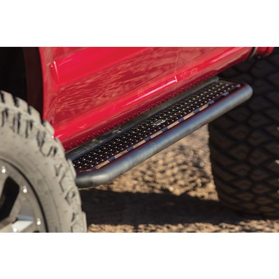 Dominator Xtreme D6 Side Steps with Mounting Brackets Kit - Double Cab Only 1
