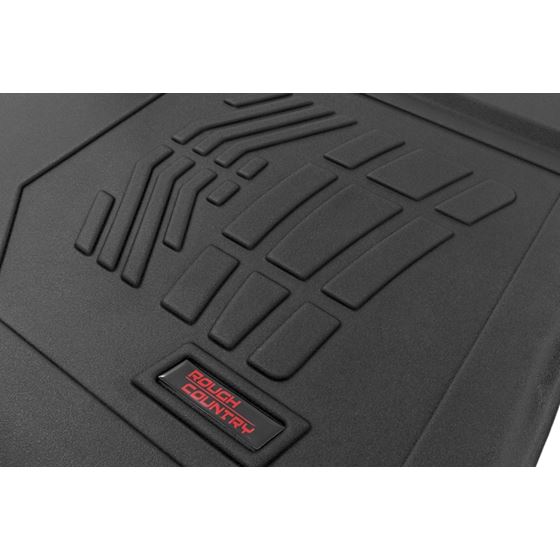 Sure-Fit Floor Mats - FR and RR - FR Bucket - Crew - Chevy/GMC 1500/2500HD/3500HD (19-24) (SM21612)